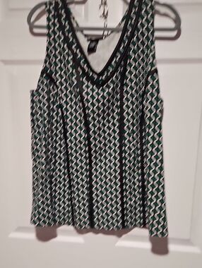 Catherines Green & Black Geometric V-Neck Tank